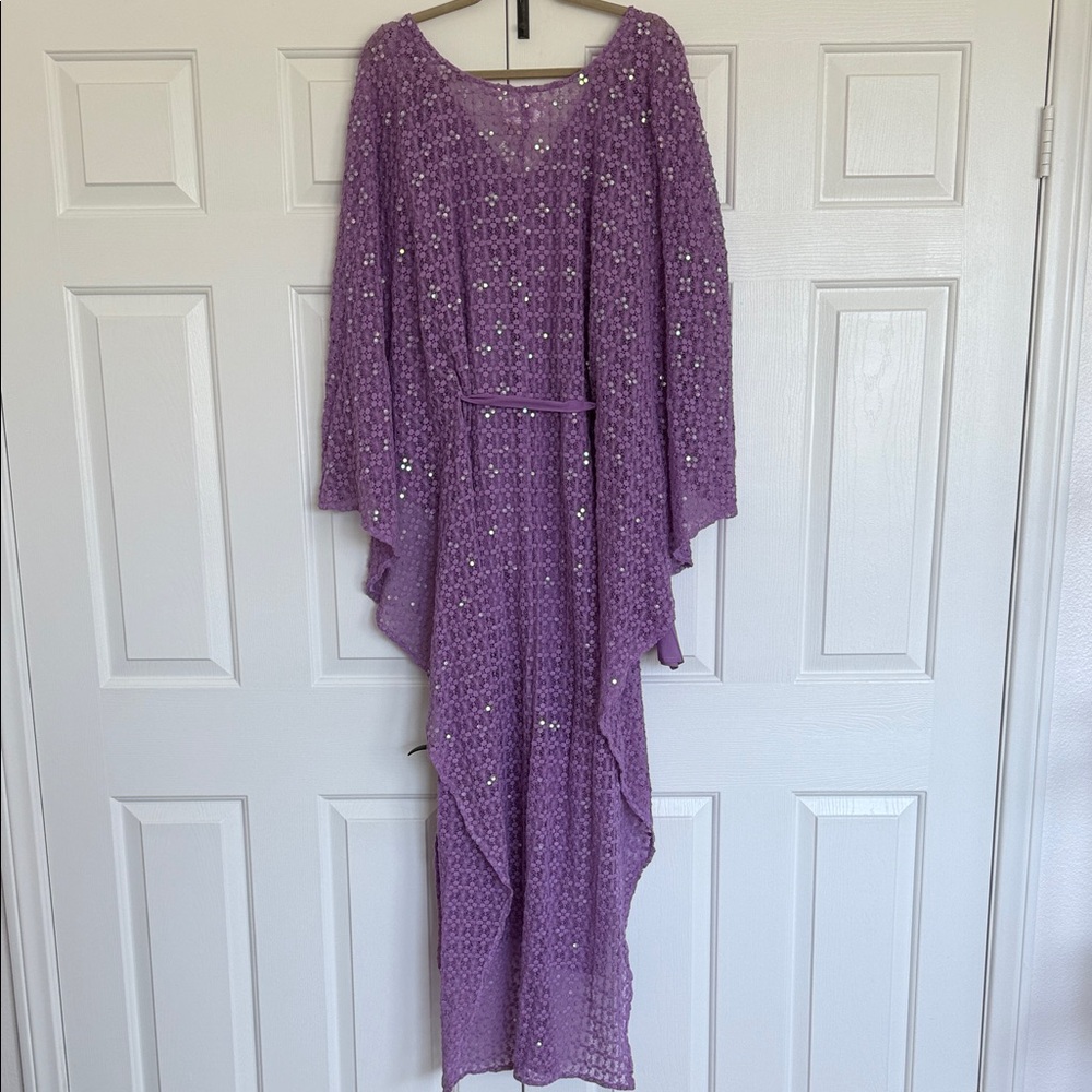 Chic Purple Caftan Maxi Dress with Sequins - Picture 4 of 6